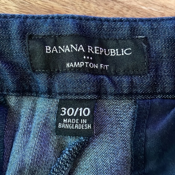 Banana Republic Hampton Fit 9” Denim Chambray Bermuda Shorts - Picture 3 of 5